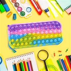 X'inhuma dawk l-affarijiet li tista 'tpoġġi f'kaxxa tal-lapes tas-silikonju?